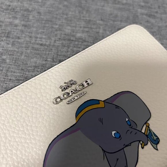 NEW Disney X Coach Medium Zip Around Wallet With Dumbo-Authentic - Picture 7 of 11